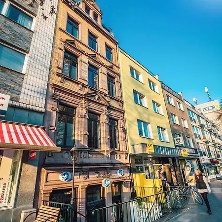 Otel Zur Guten Quelle Köln