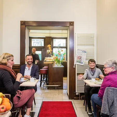 فندق Zur Guten Quelle كولونيا