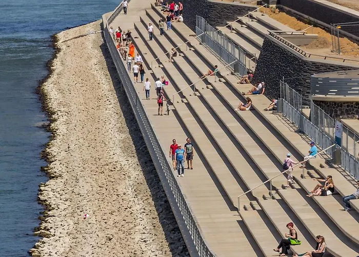 Отель Zur Guten Quelle 2*